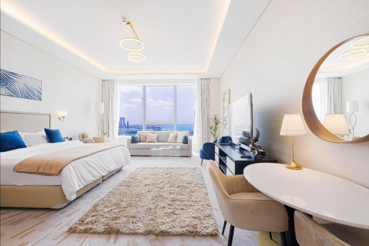 Palm Tower where Luxury & View meet in one place