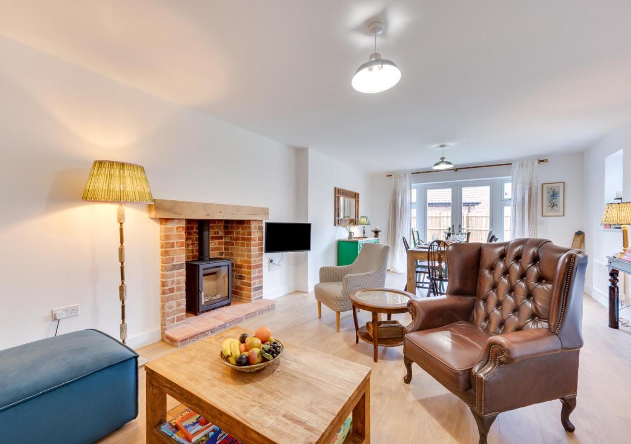 4 Bed in Holt oc-2358