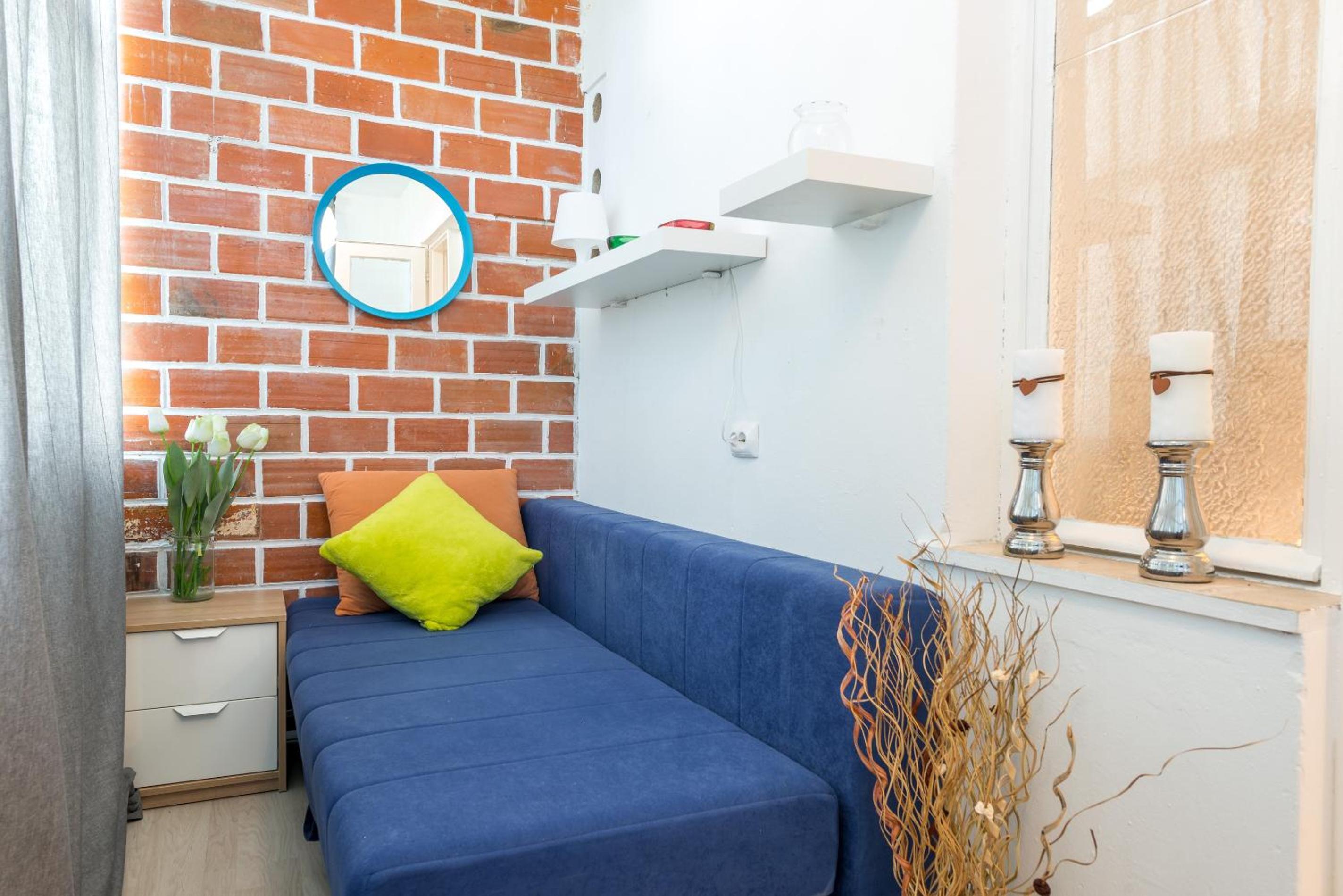 Apartment Butterfly