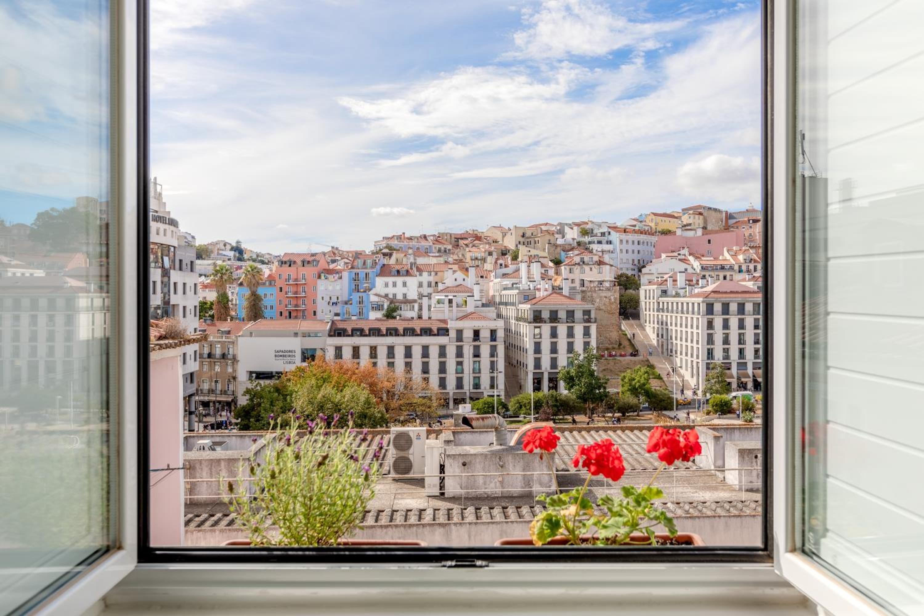 Casa das Fontainhas - Center Lisbon view 3