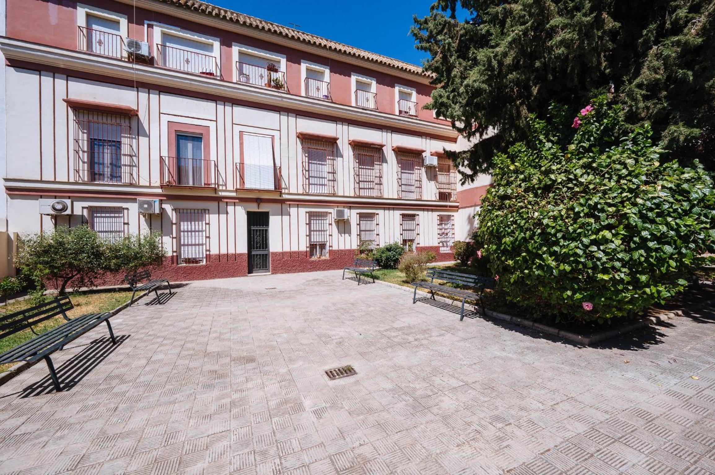 Sevillano apto en Centro cerca de Santa Justa