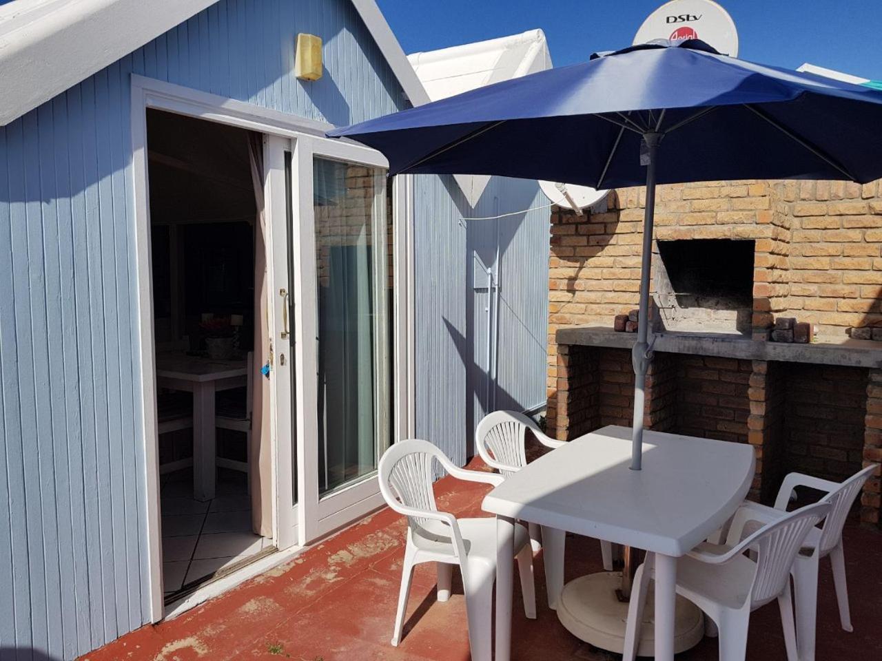Point Village Accommodation - Dizzy Dazy view 2