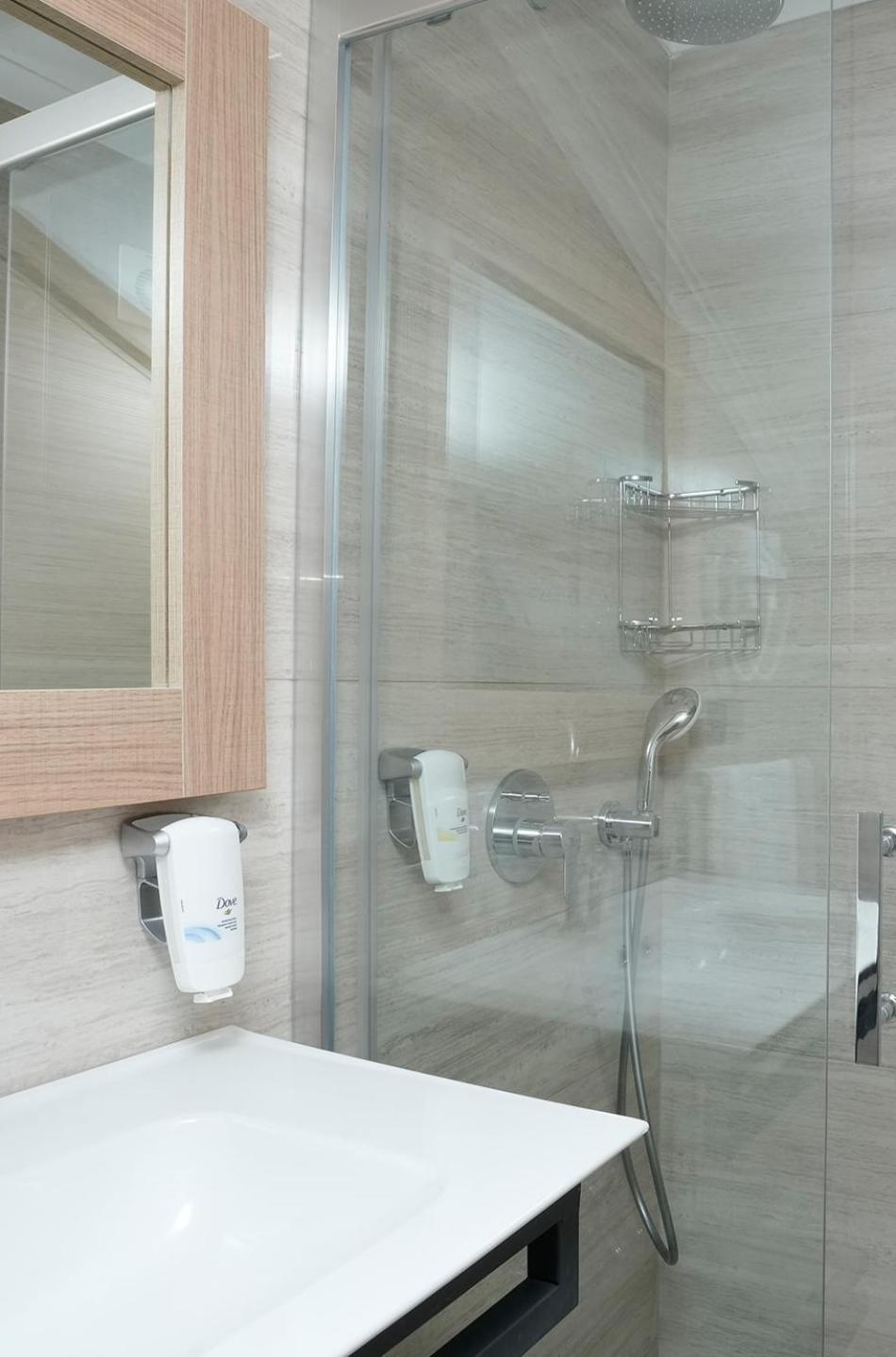 Alesta Seaside Residence - Image 55