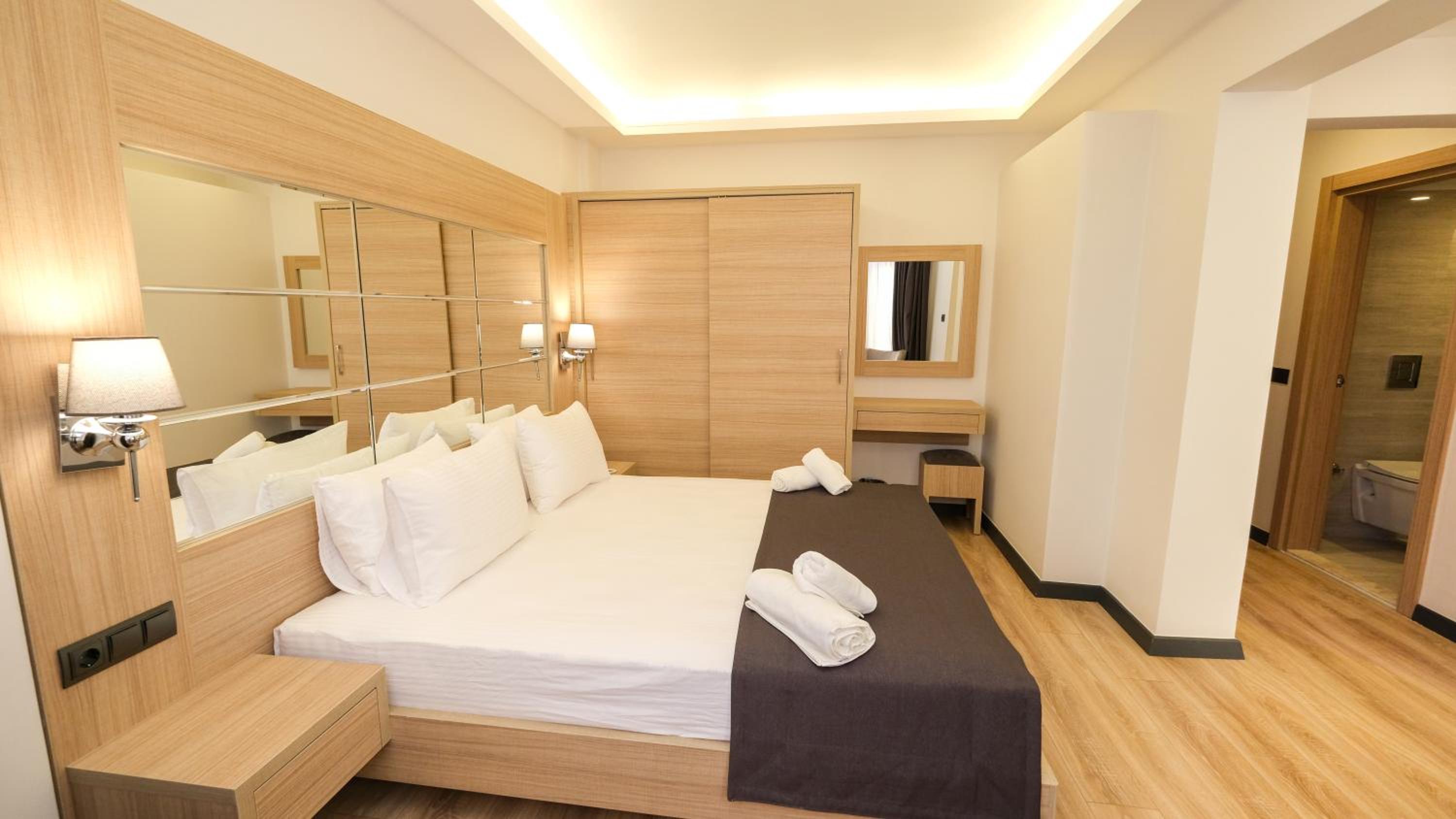 Alesta Seaside Residence - Image 30