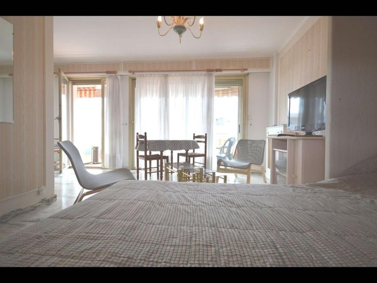 Nice studio near the beach view 3
