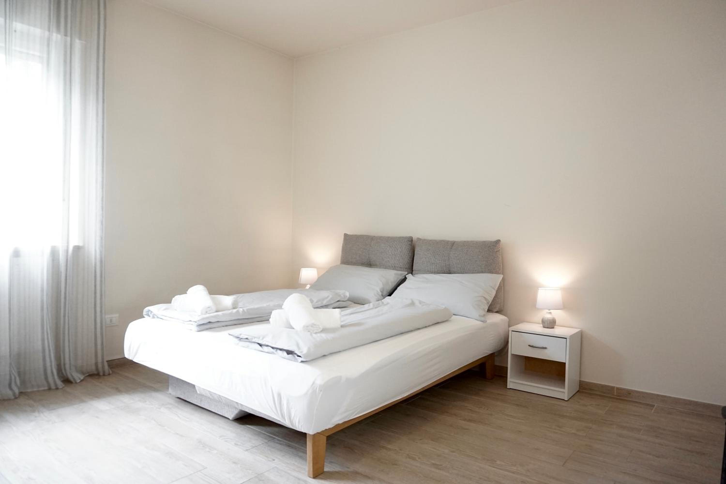 Bright studio apartment with free private parking photo 4