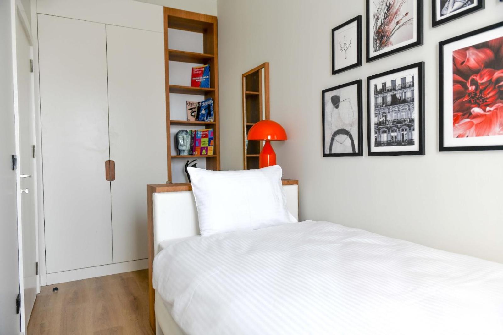 G Tower Furnished Apartment Rentals
