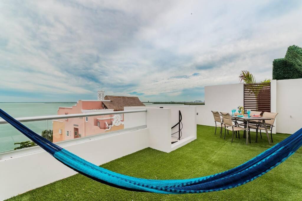 ☆Brand new 2BR PH by CASA PARAISO☆