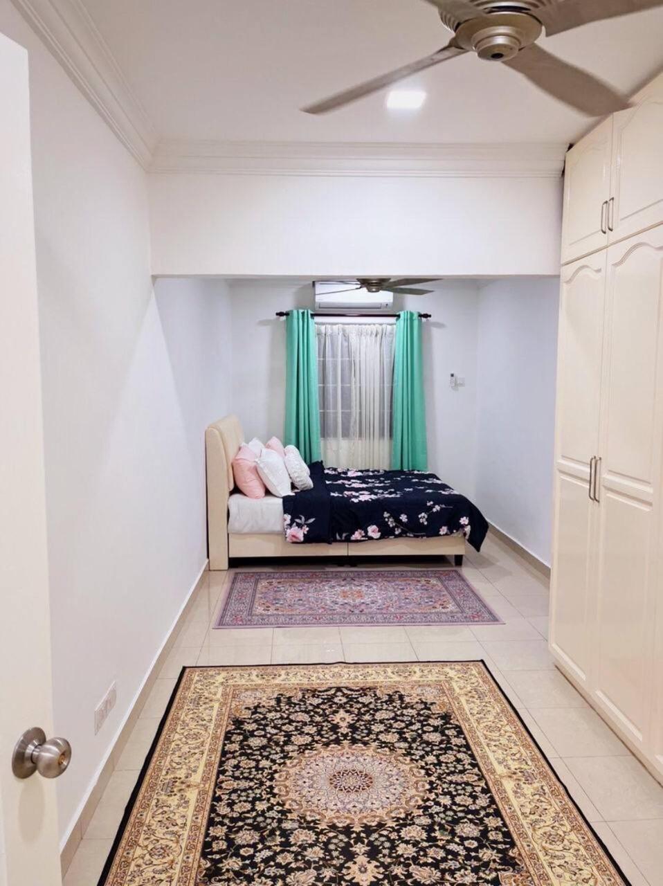 Homestay Ampang Farah