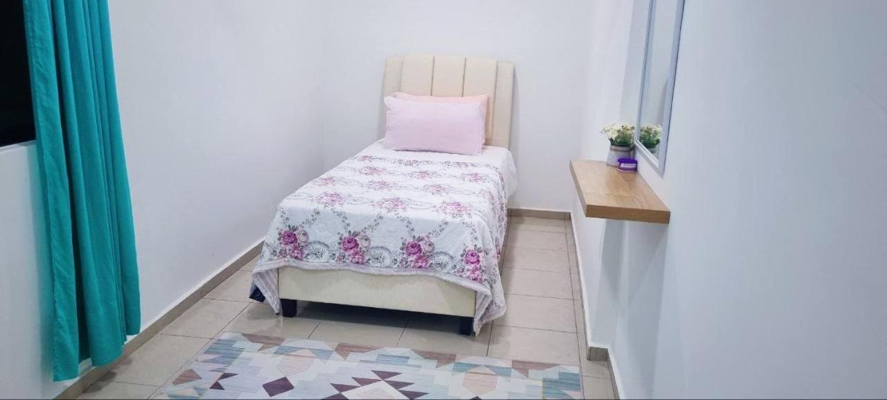 Homestay Ampang Farah
