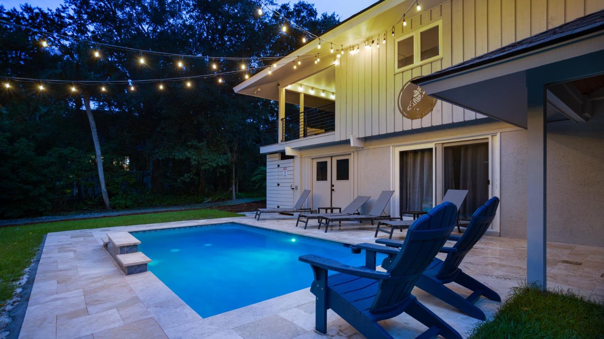 Luxury Beach House - 2min Walk to Beach - Private Pool - Group & Dog Friendly view 5