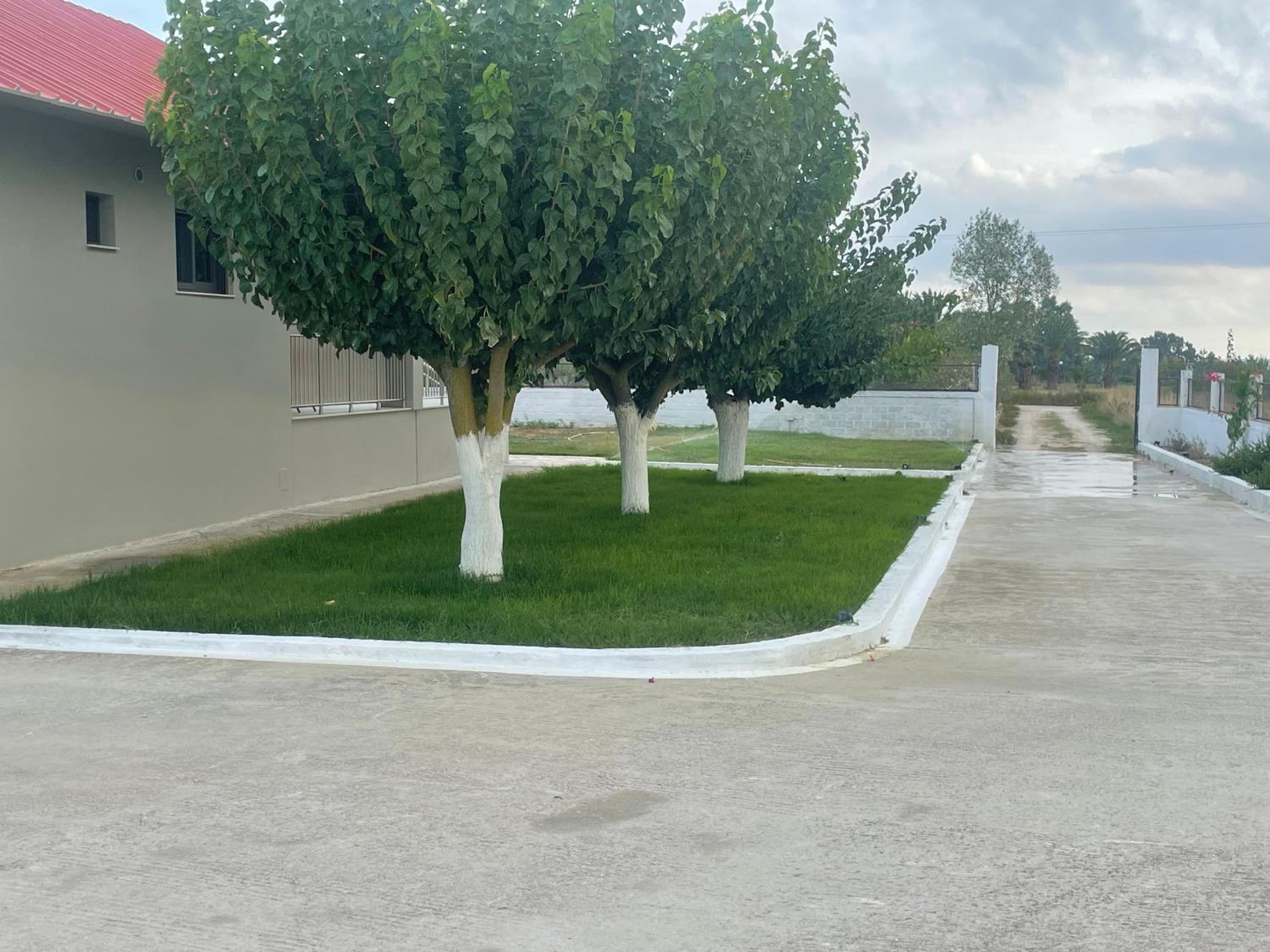 Villa Vrahinari