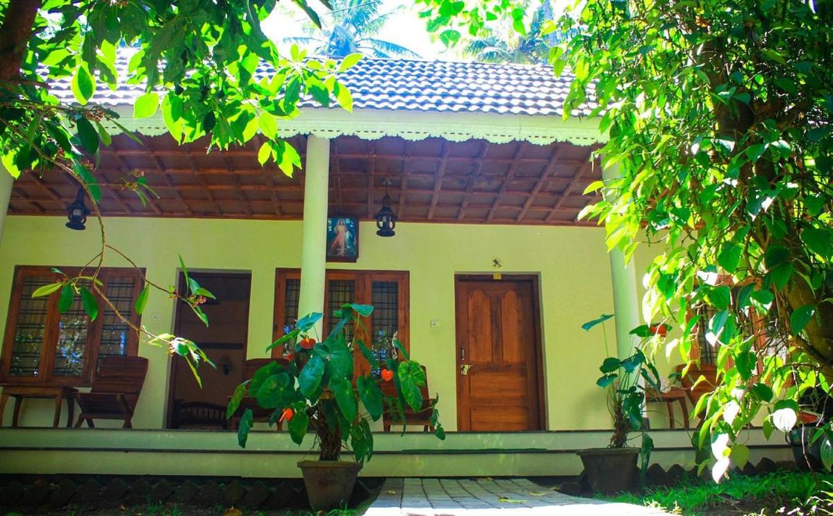Green Court Cottages view 5