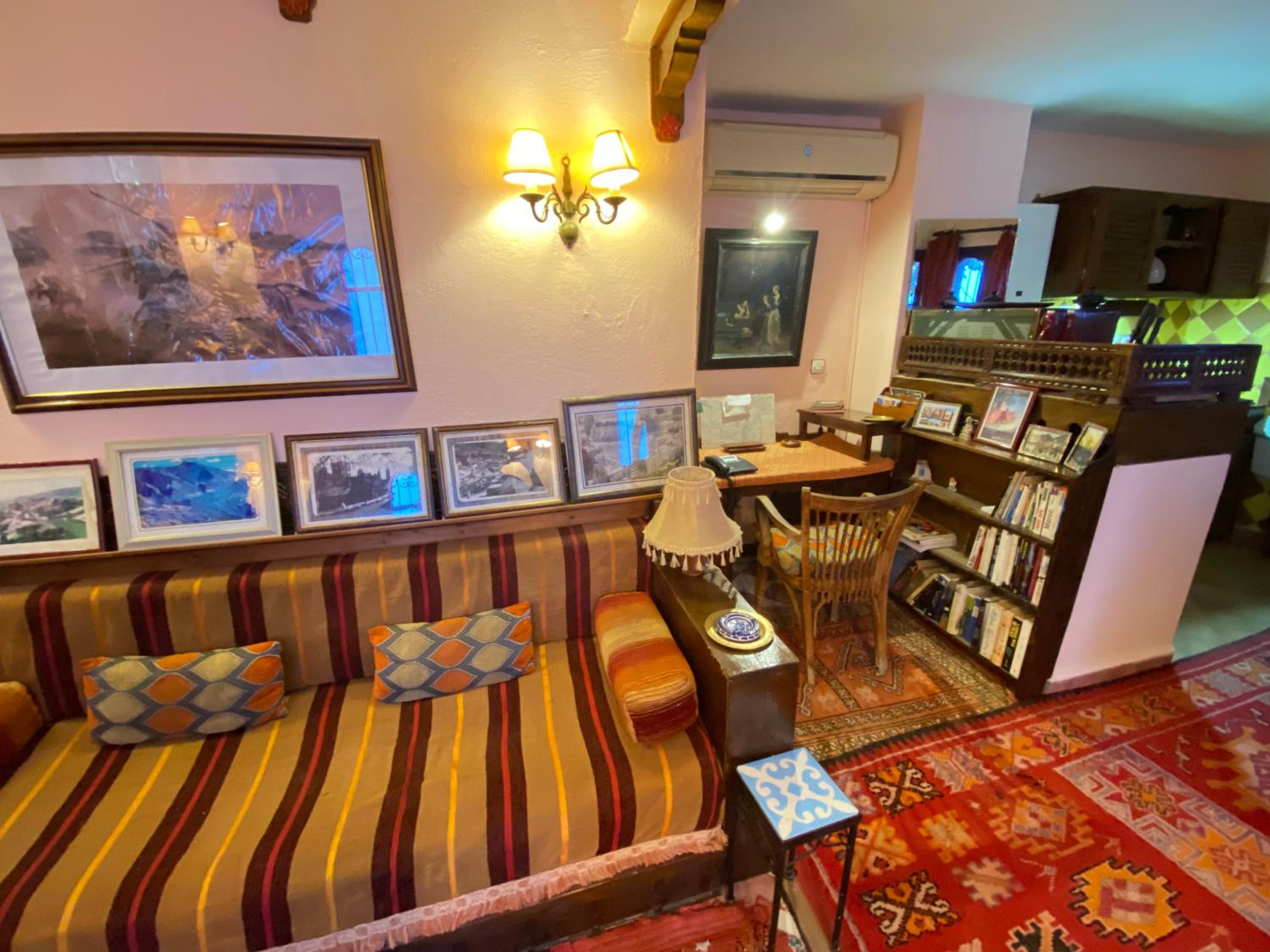 lounge