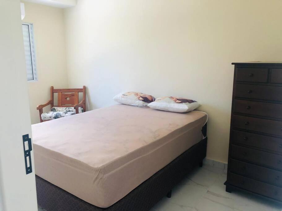 Casa espaçosa na praia Martim de Sá