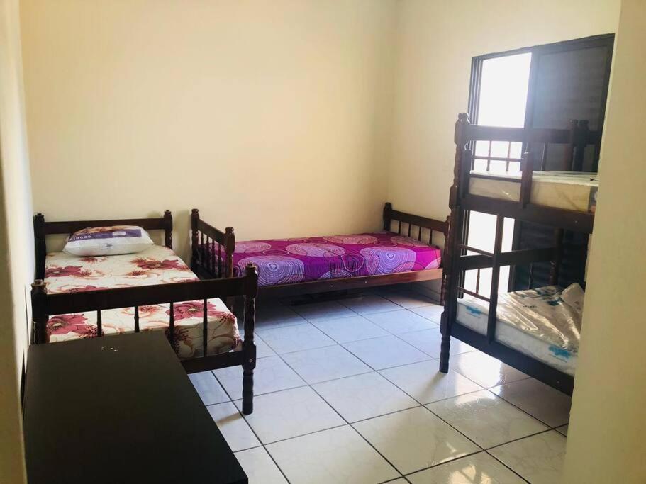 Casa espaçosa na praia Martim de Sá