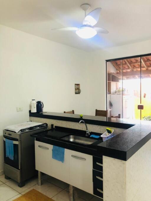 Casa espaçosa na praia Martim de Sá