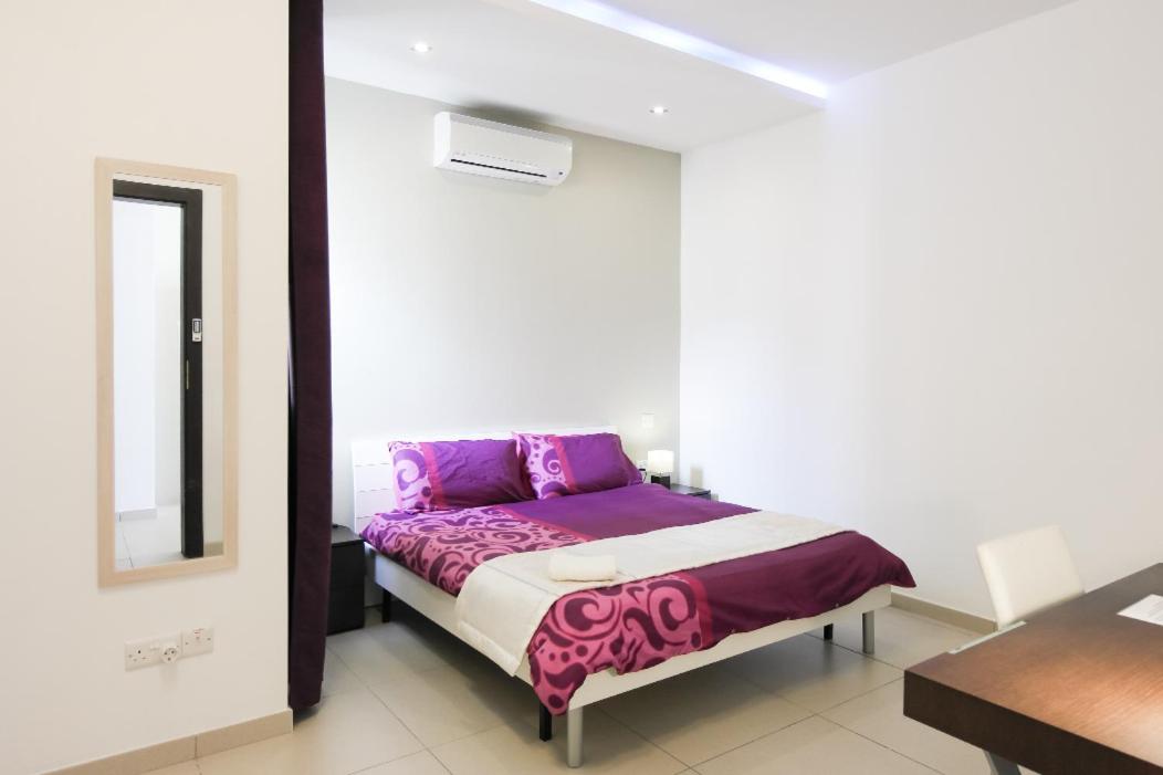 Modern Luxury Penthouse in Perfect Sliema Location view 3
