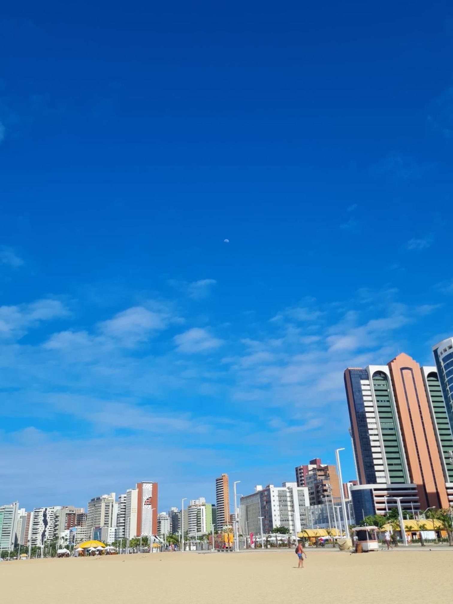 Landscape Platinum - Flat de frente para o Mar