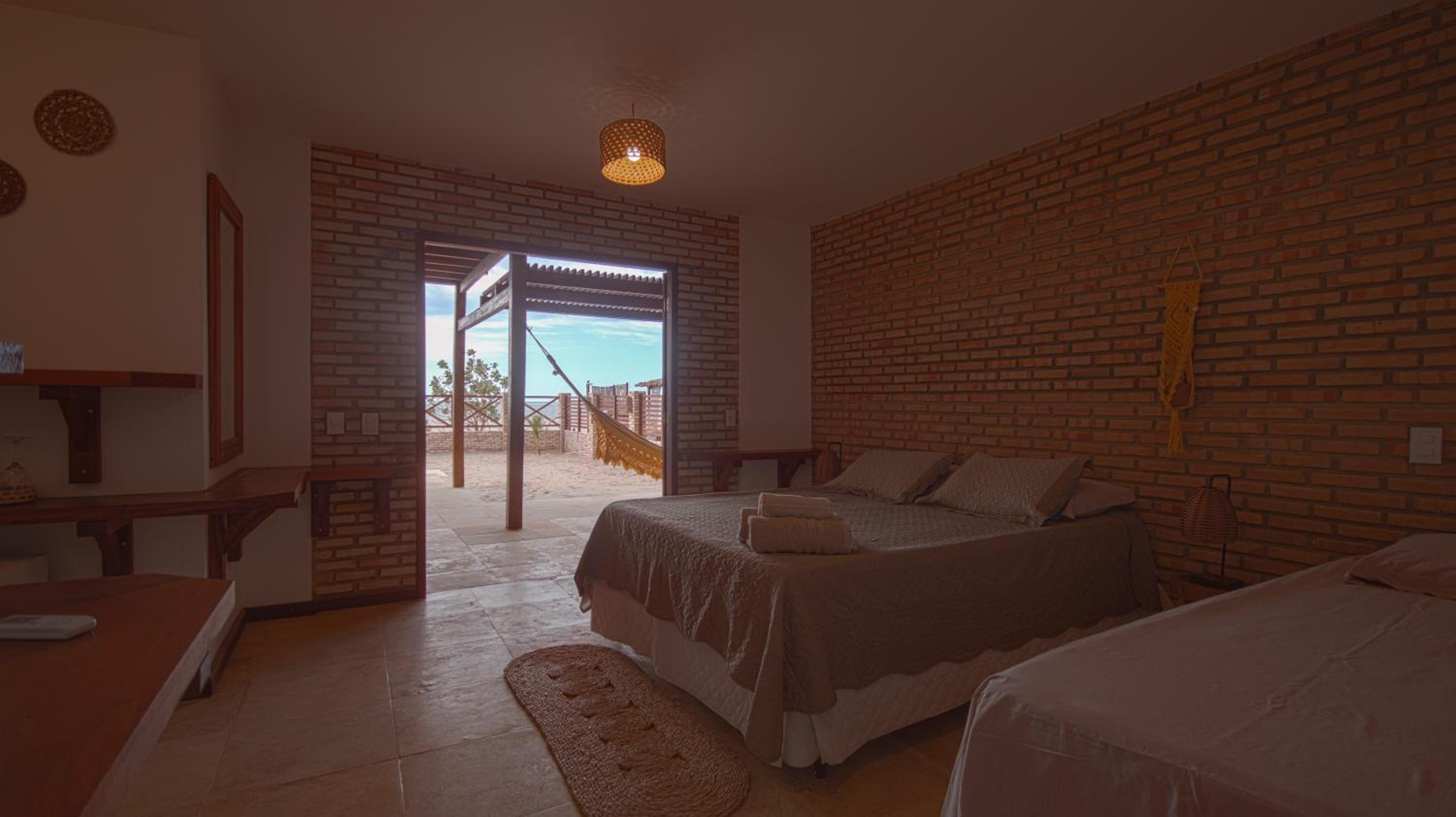 BEACH HOUSE - Suite 1 - NA PRAIA - BEACHFRONT