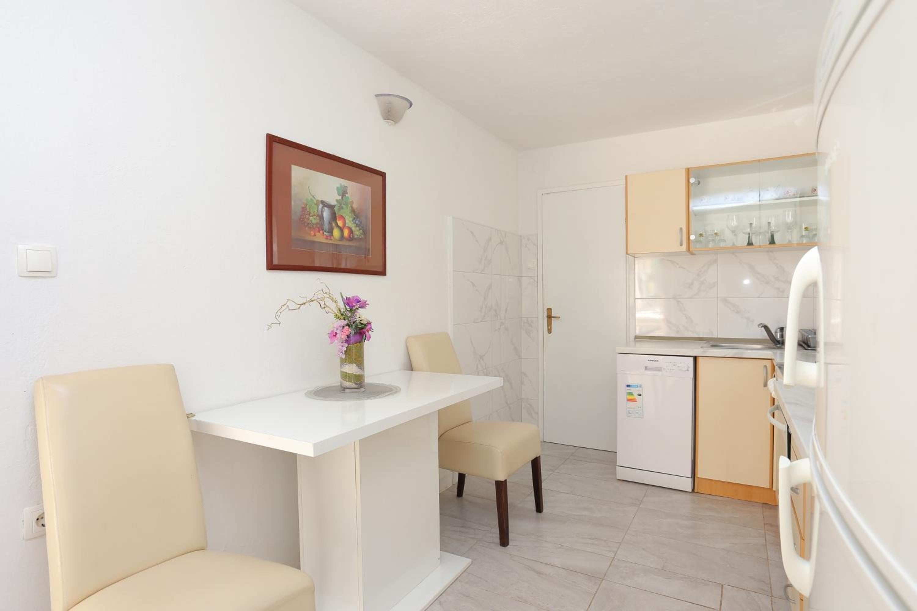 Family friendly seaside apartments Sevid - Trogir - 19105 view 2