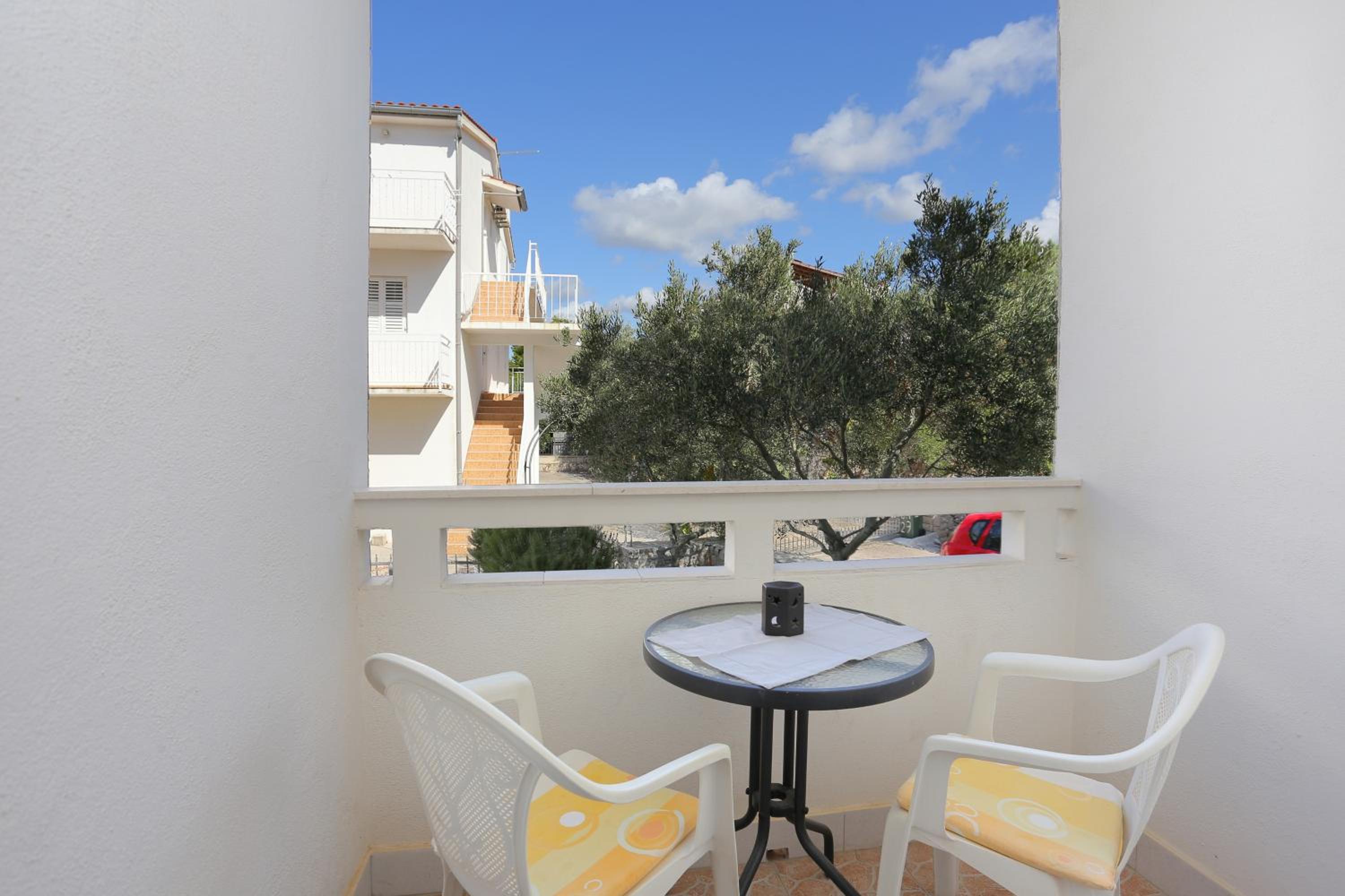 Family friendly seaside apartments Sevid - Trogir - 19105 view 3