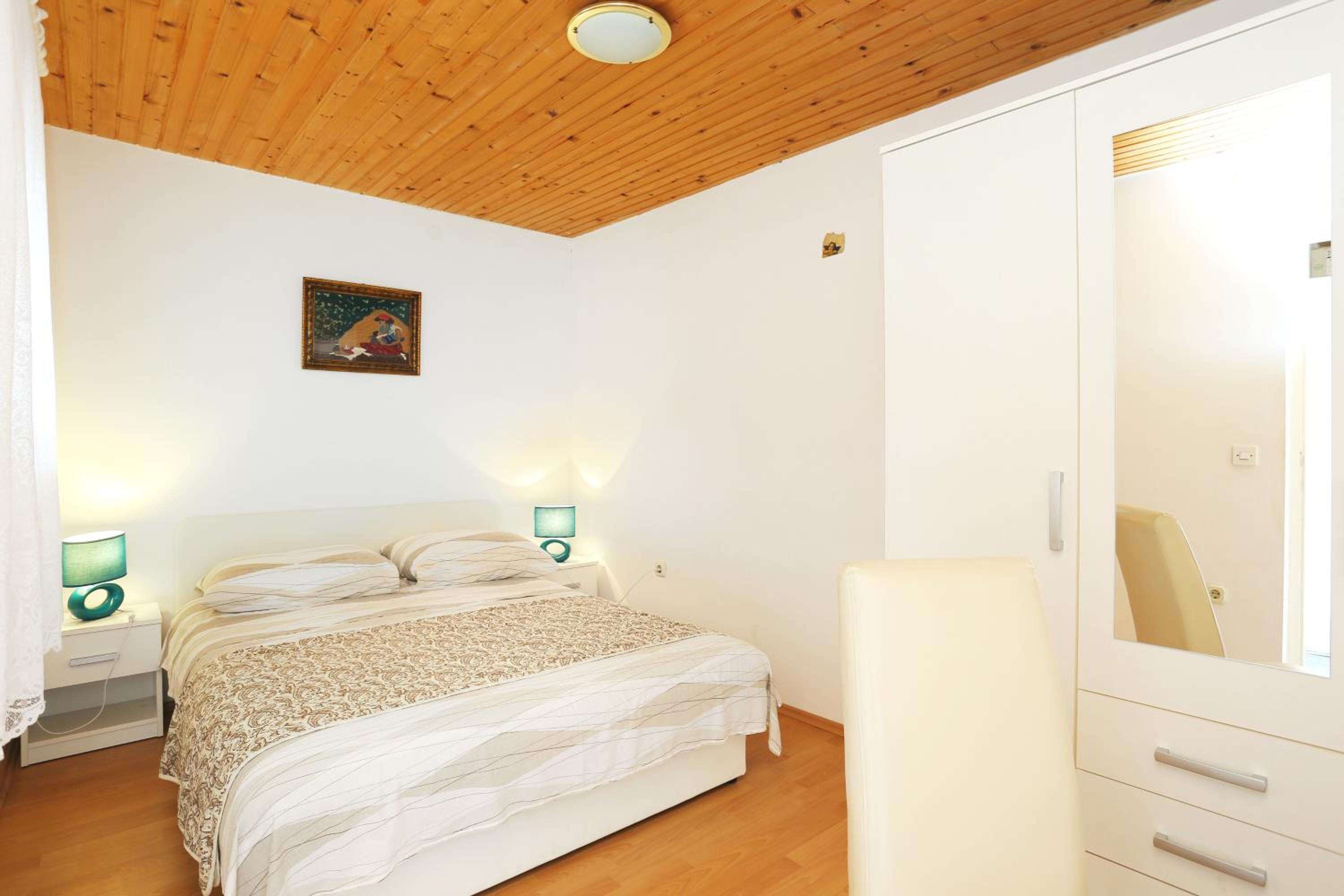 Family friendly seaside apartments Sevid - Trogir - 19105 view 5