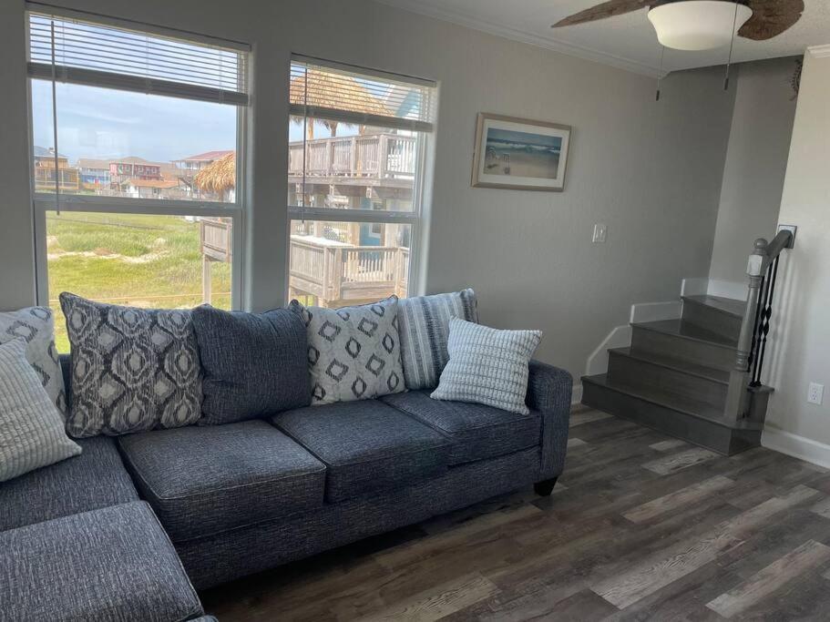 Surfside Beachfront Luxe view 5