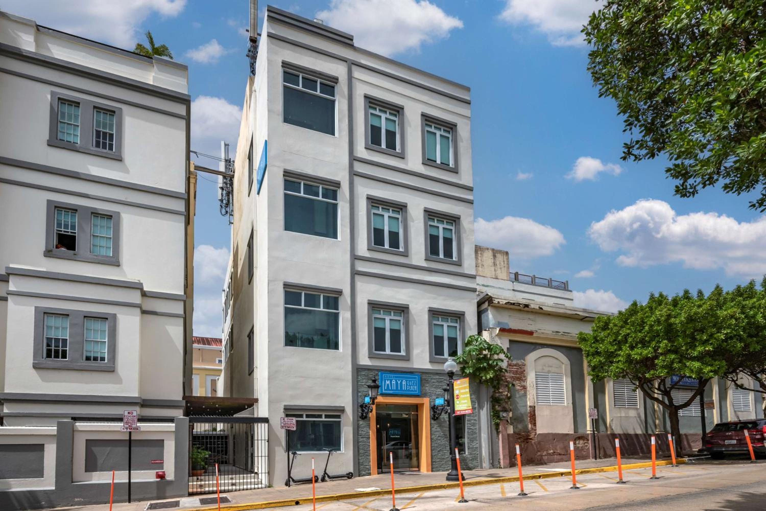 Hotel Mayaguez Plaza, BW Signature Collection - Image 1