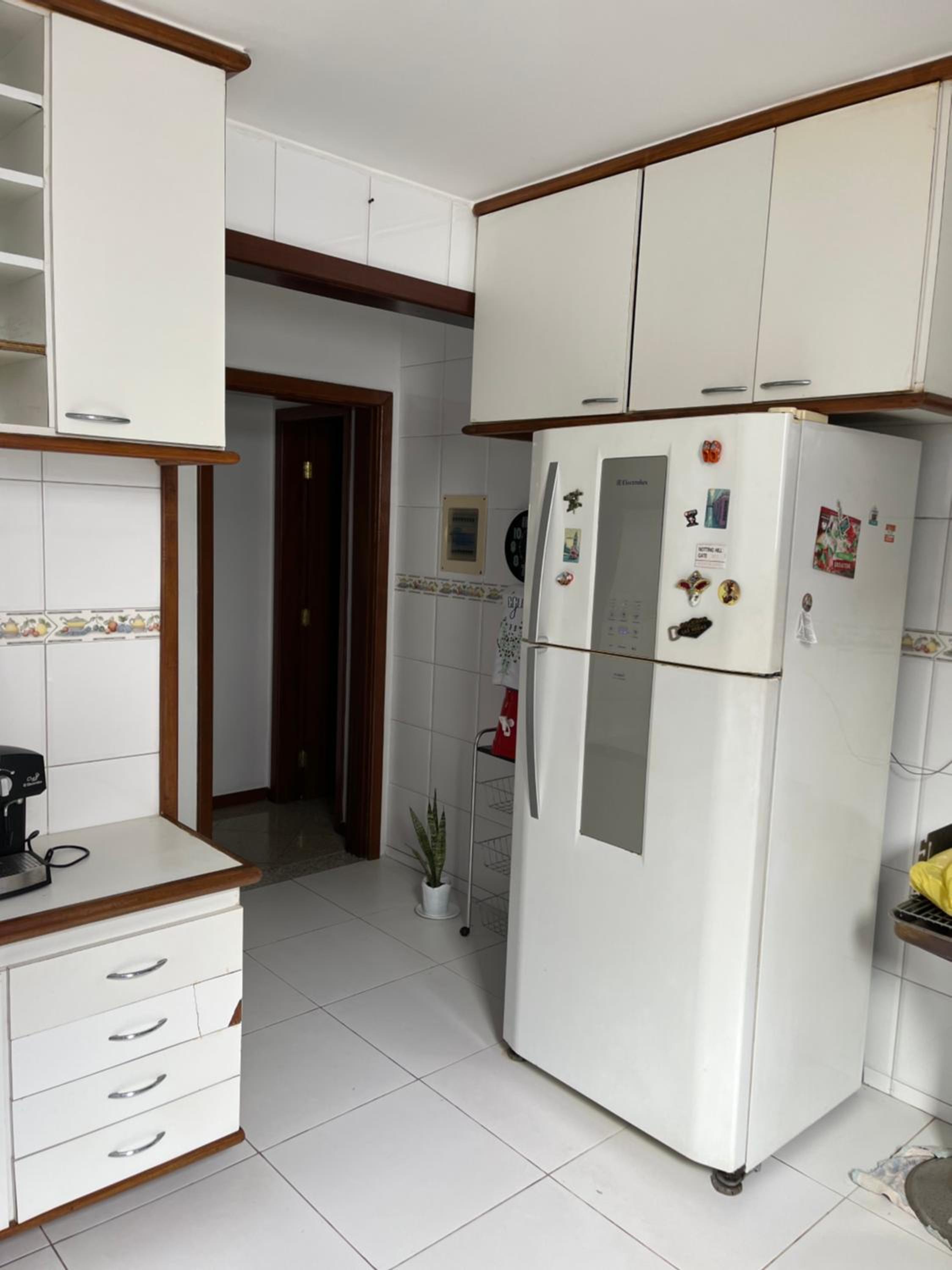 Casa beira mar cond fechado farol Itapuã