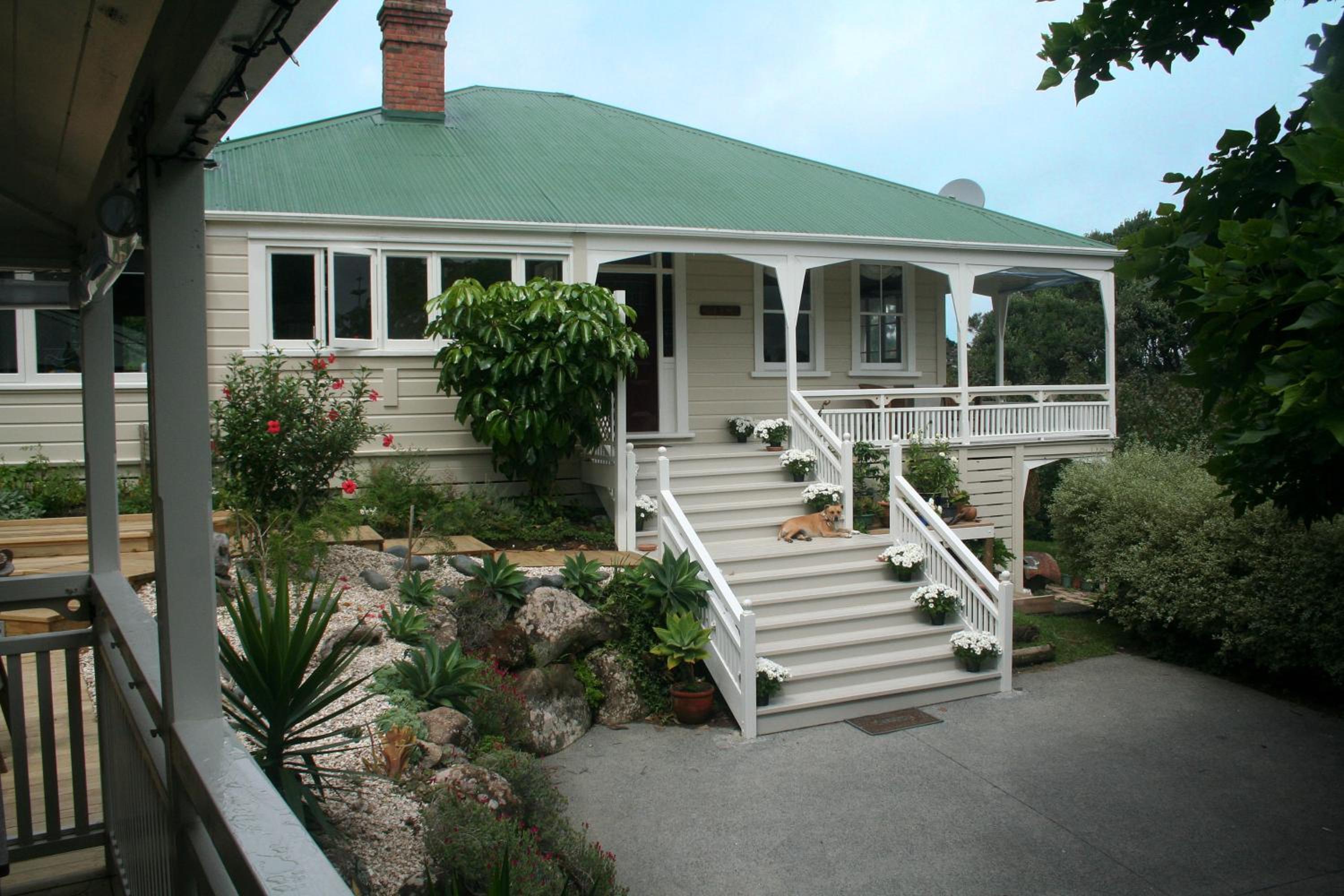 Villa Russell