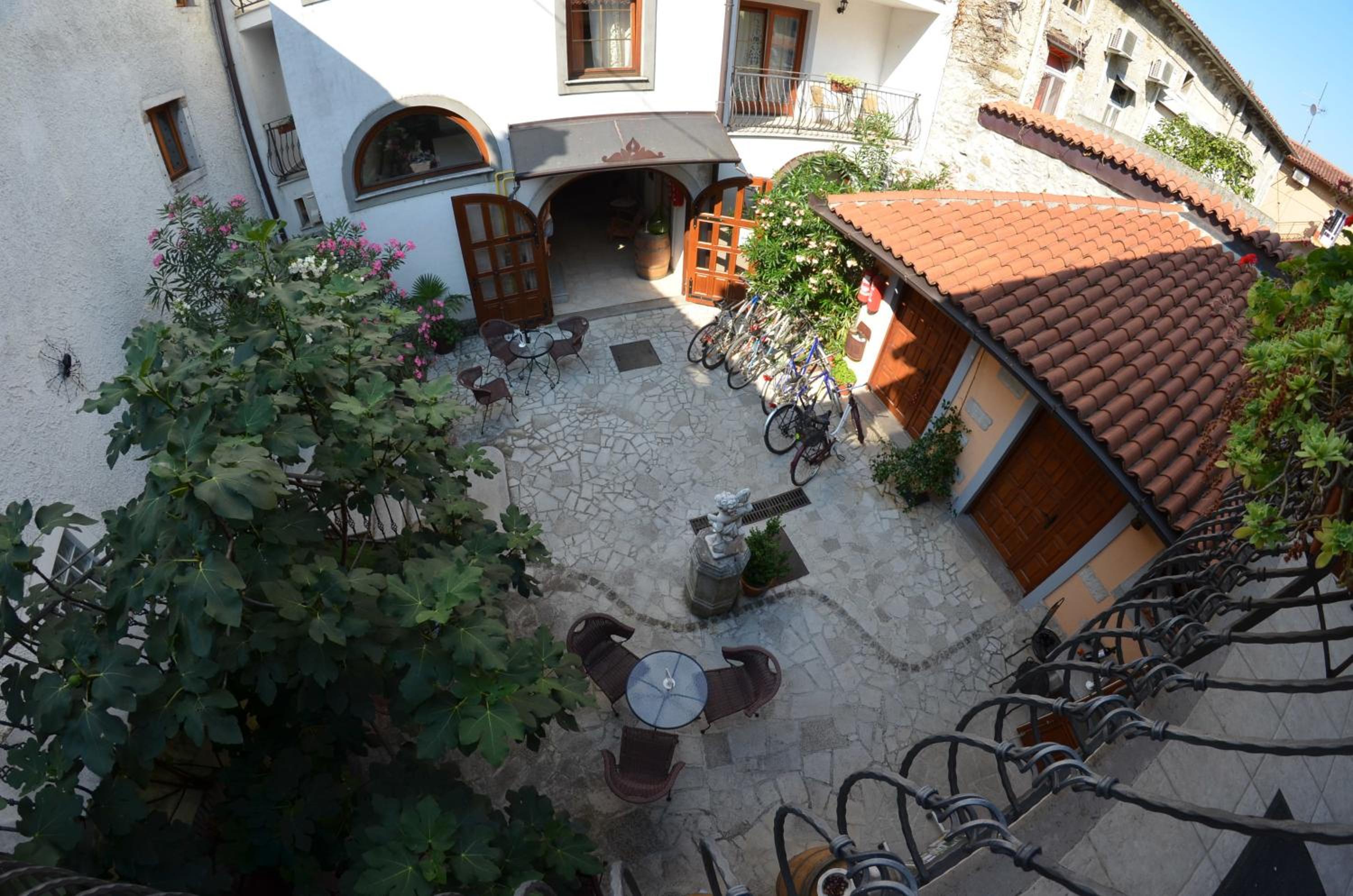 Guesthouse Koren at Winery view 2