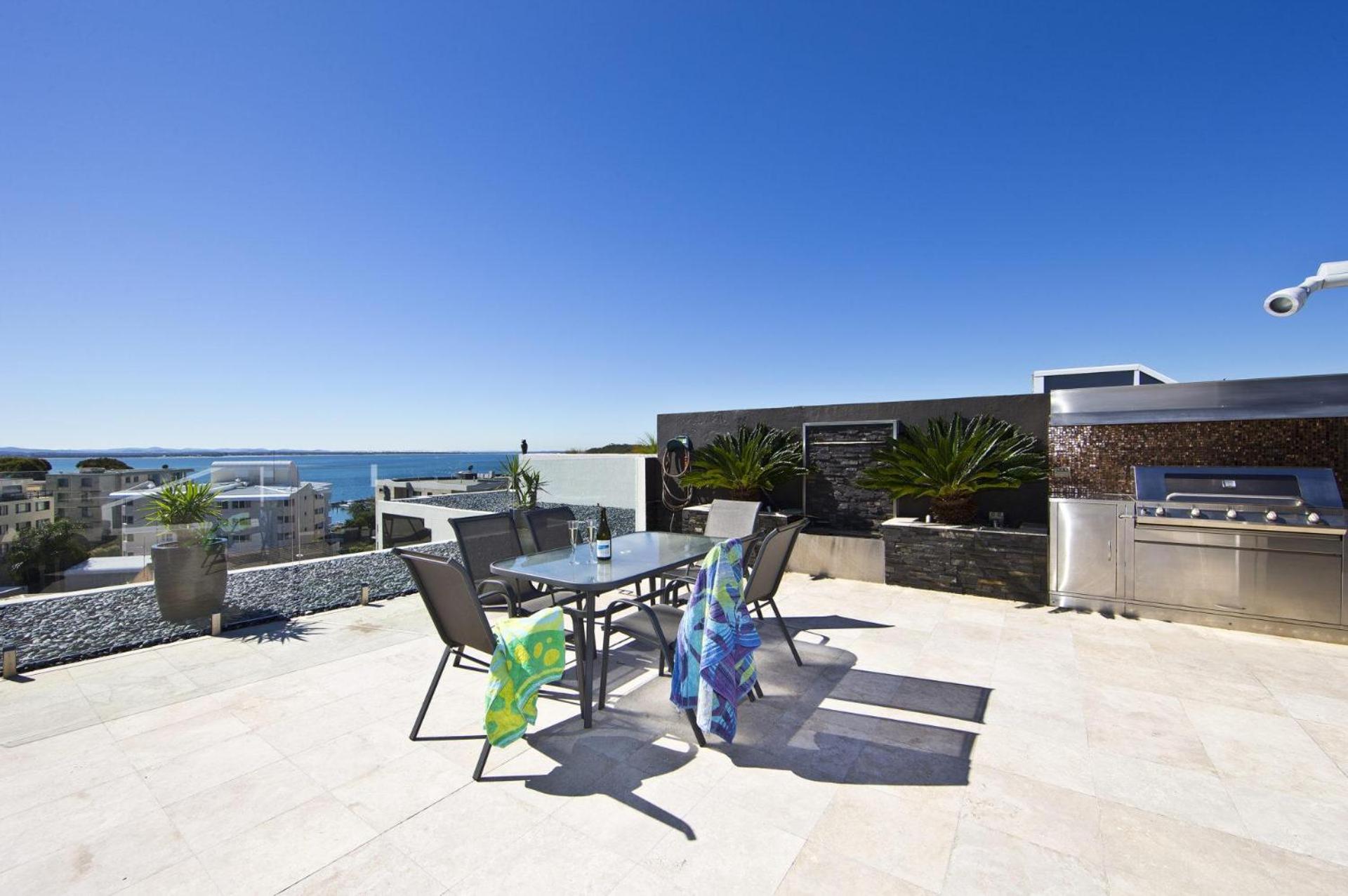 Harbour View Penthouse - Private Roof Top Terrace and Spa