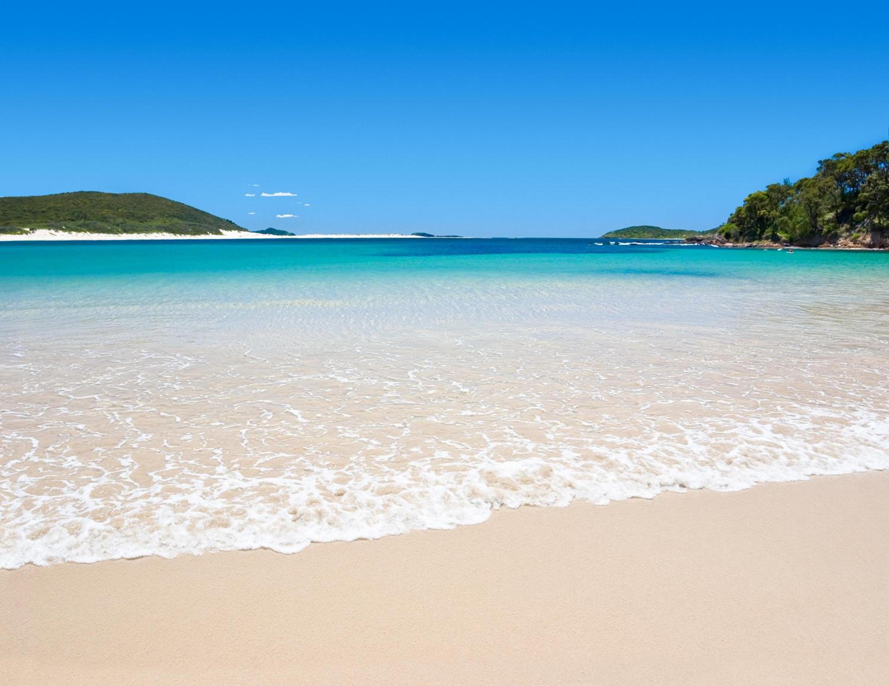 Fingal Bay Beach House - Water Views and Seconds From the Beach