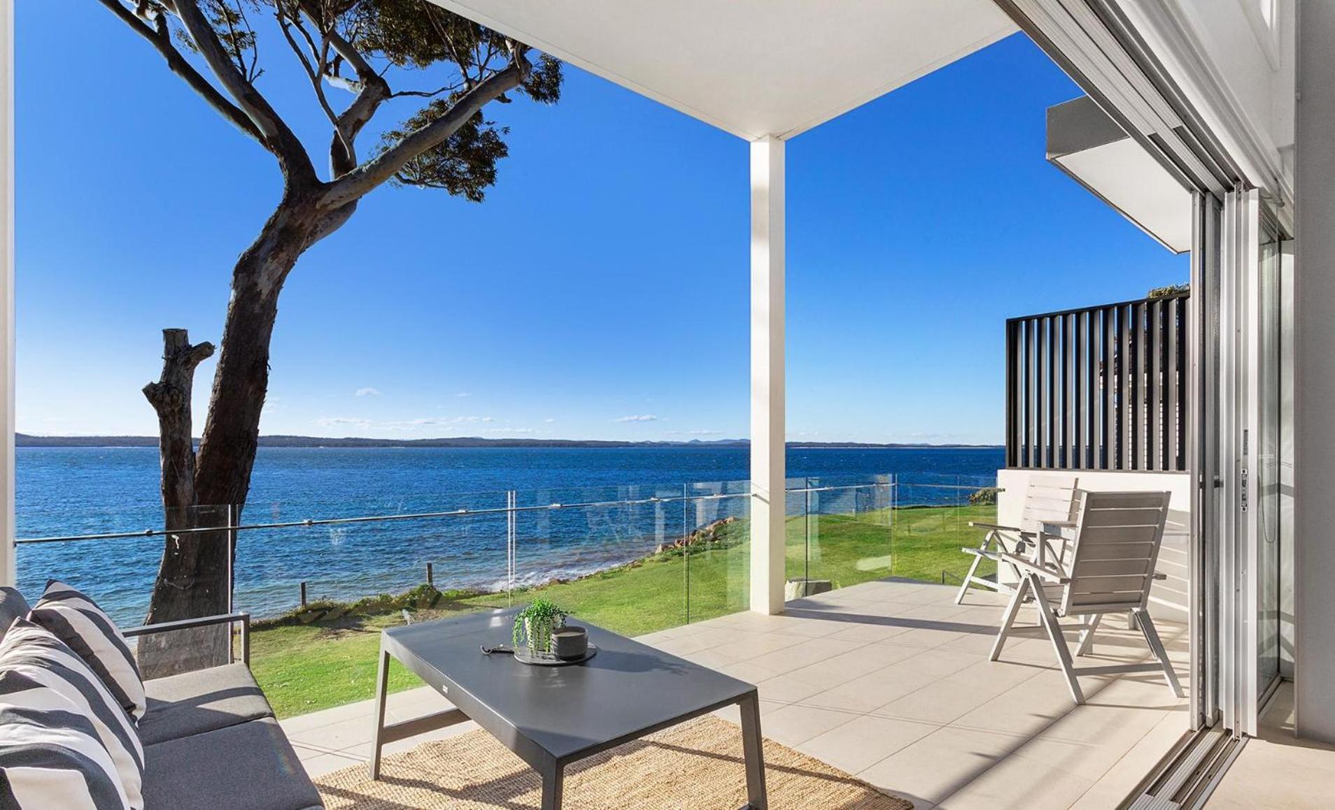 Baydream on the Beach - With Breathtaking Water Views view 5
