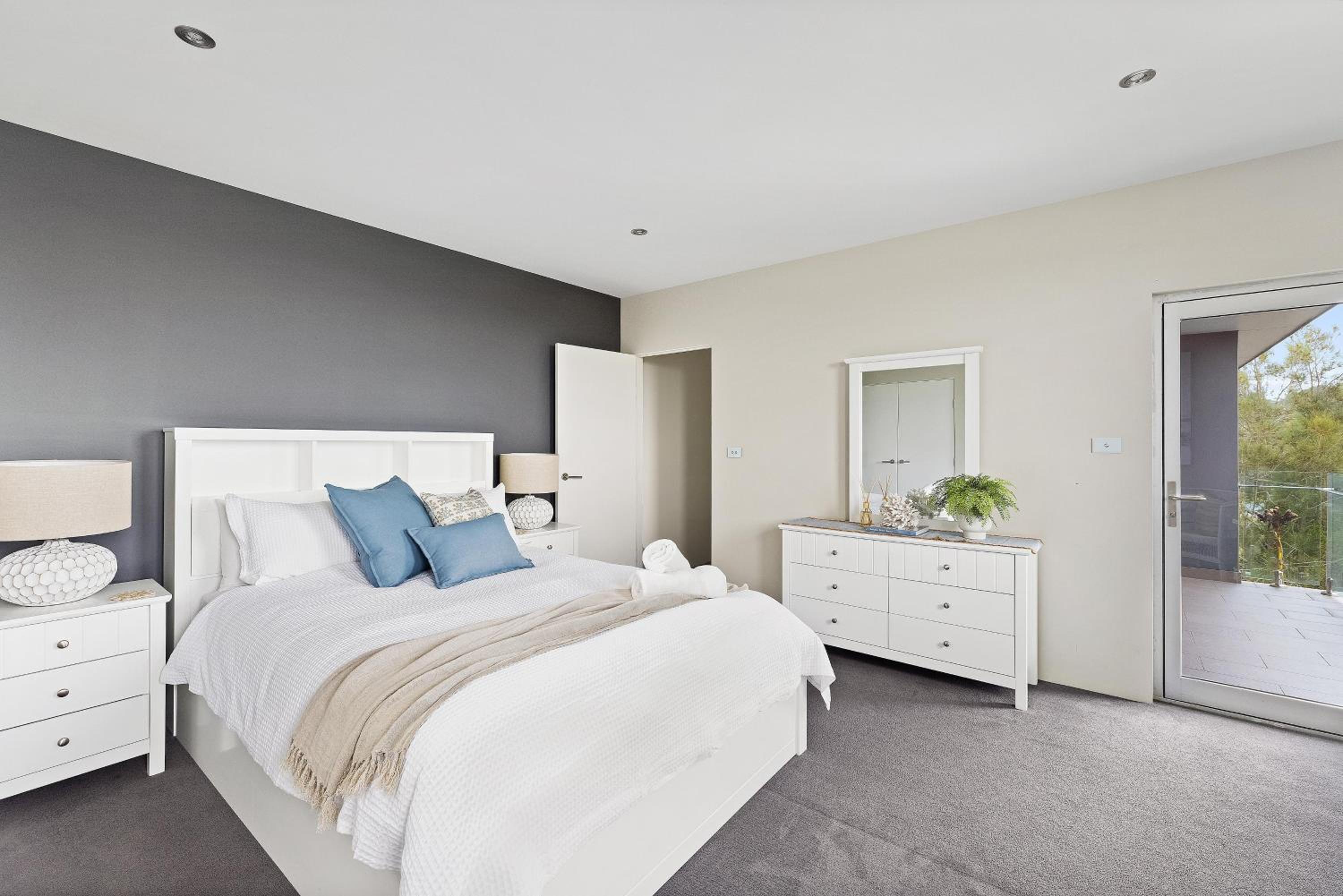 Grandview - Luxurious Entertainer with Spectacular Views