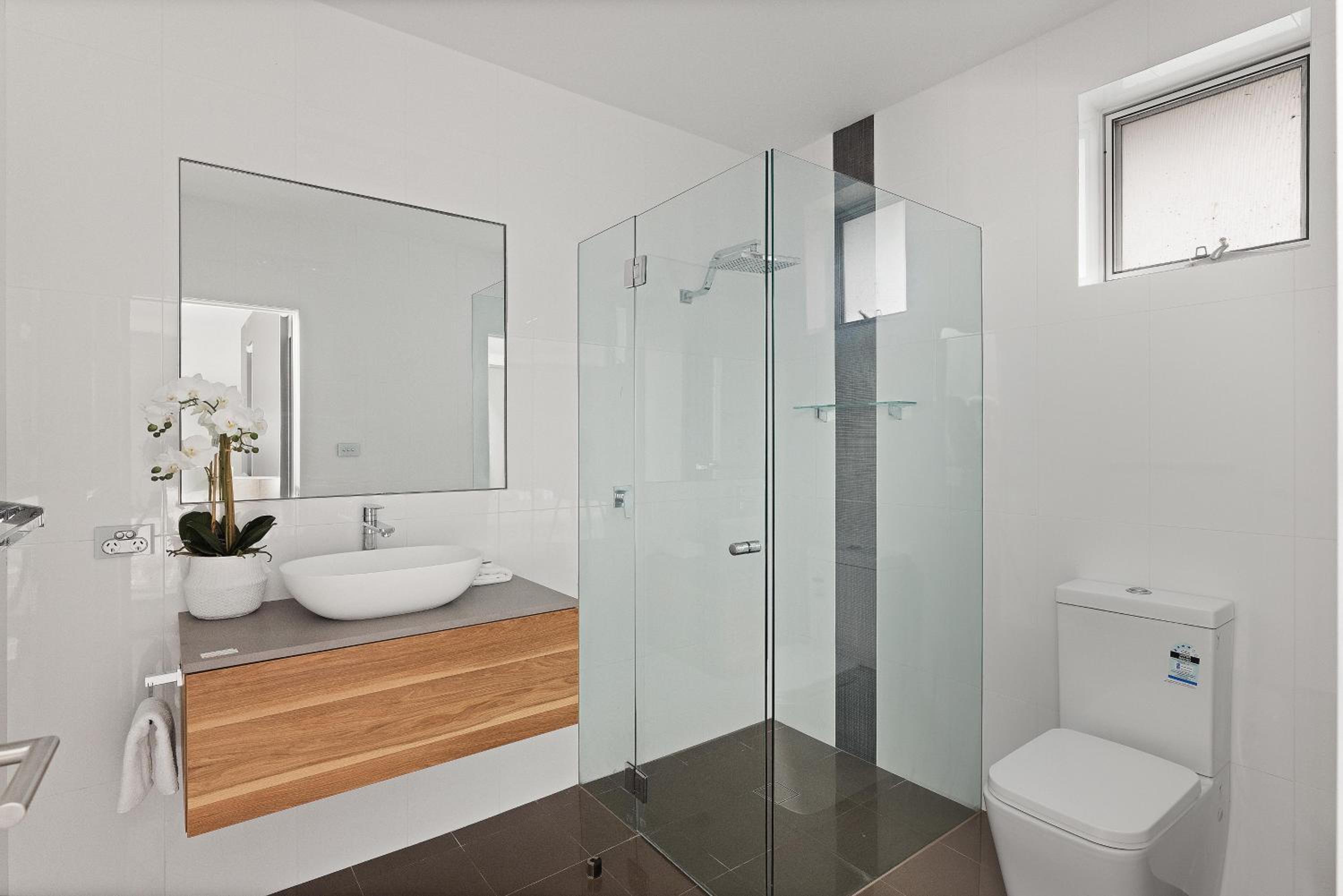 Grandview - Luxurious Entertainer with Spectacular Views