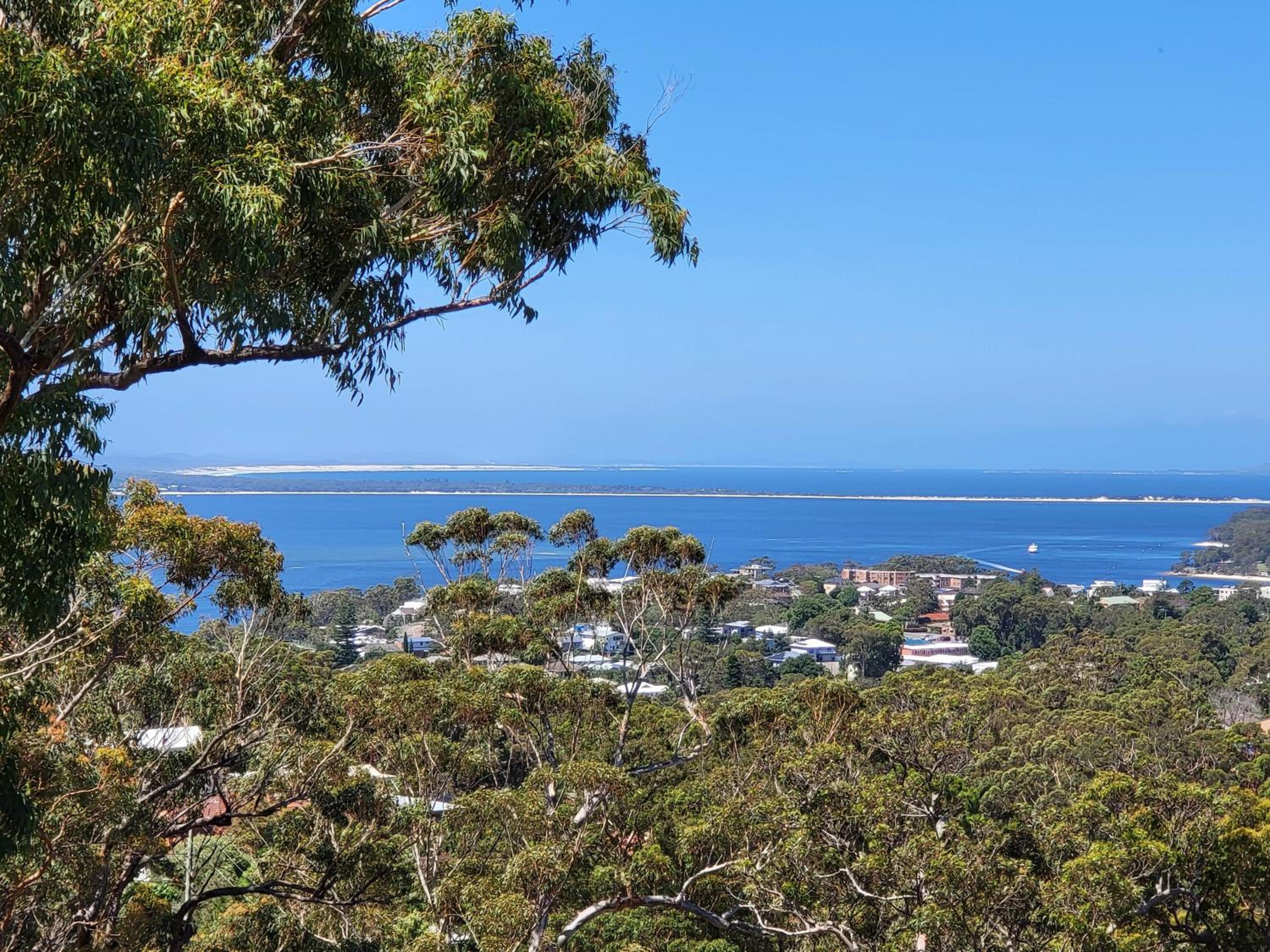 Grandview - Luxurious Entertainer with Spectacular Views