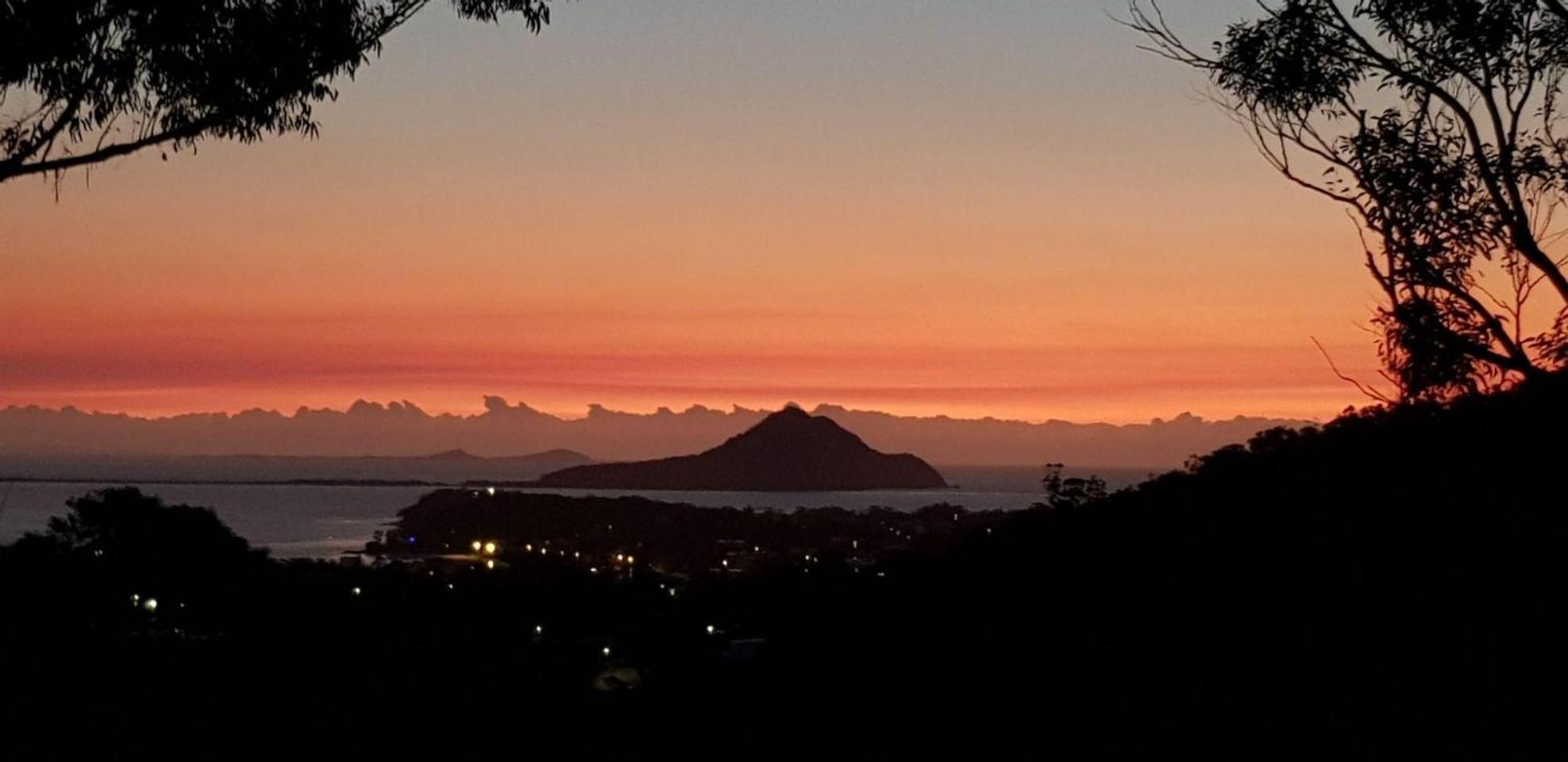 Grandview - Luxurious Entertainer with Spectacular Views