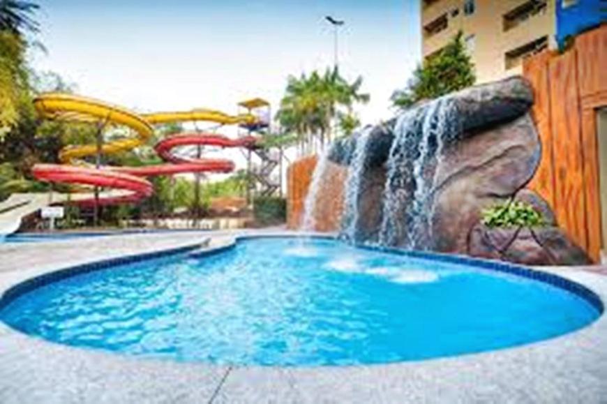 Golden Dolphin Grand Hotel - FLAT Quarto e Sala Com Roupa de Cama e Banho - Piscinas 24h