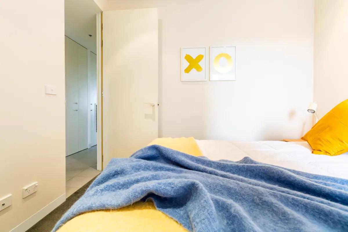Luxury beachside apartment