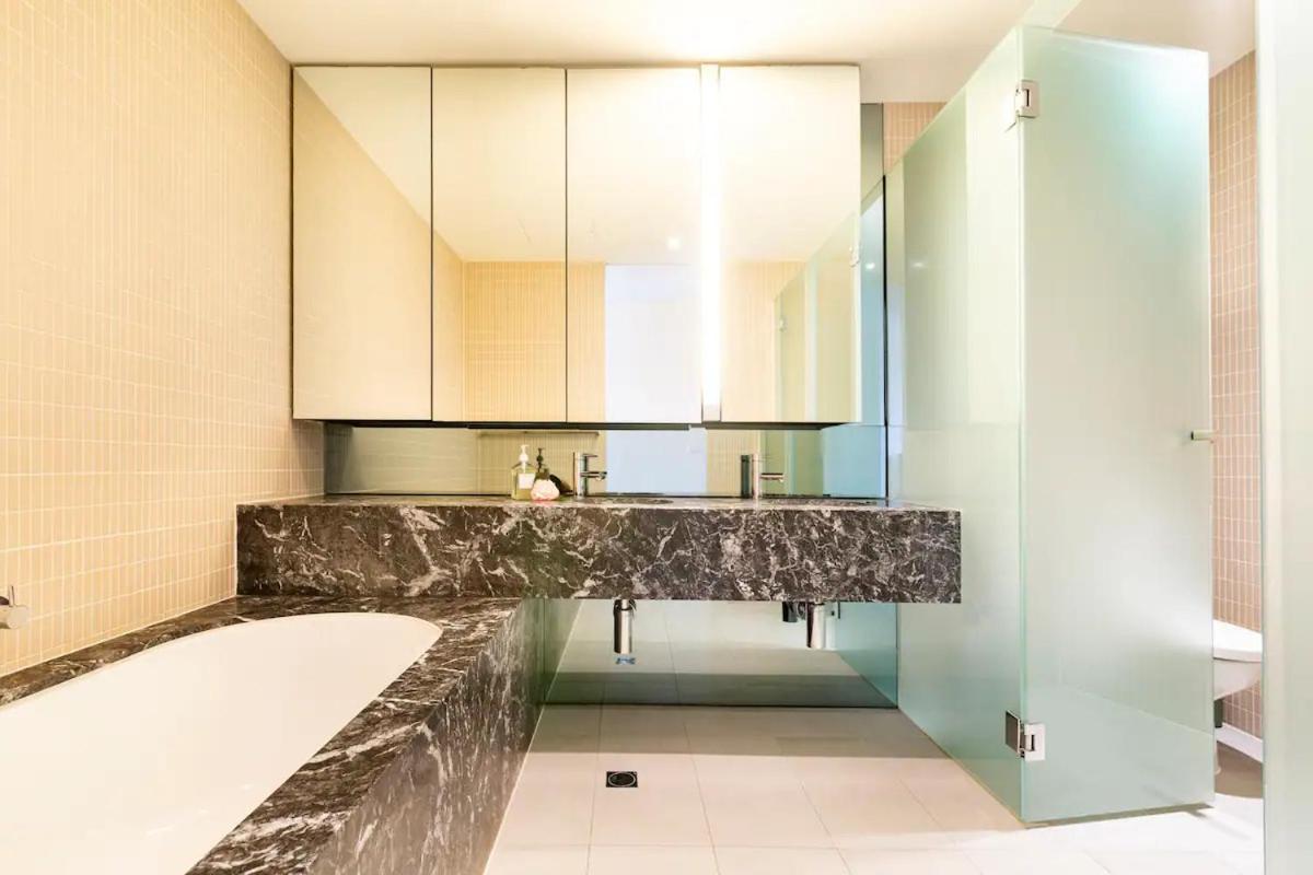 Luxury beachside apartment