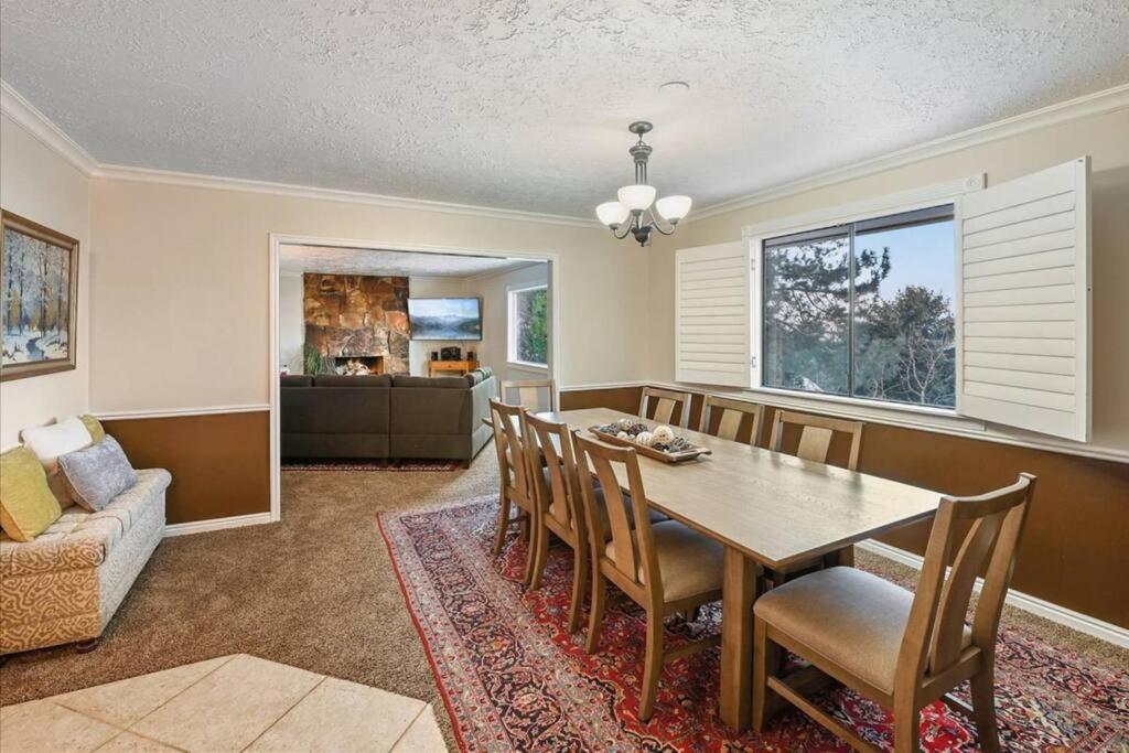 Basecamp Chateau: Alta, Snowbird, Solitude, & Brighton view 4