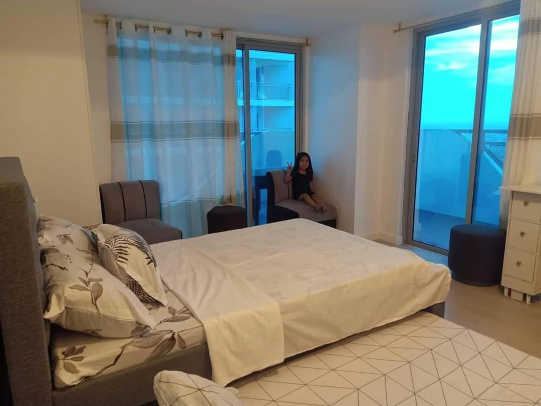 Monaco azure north