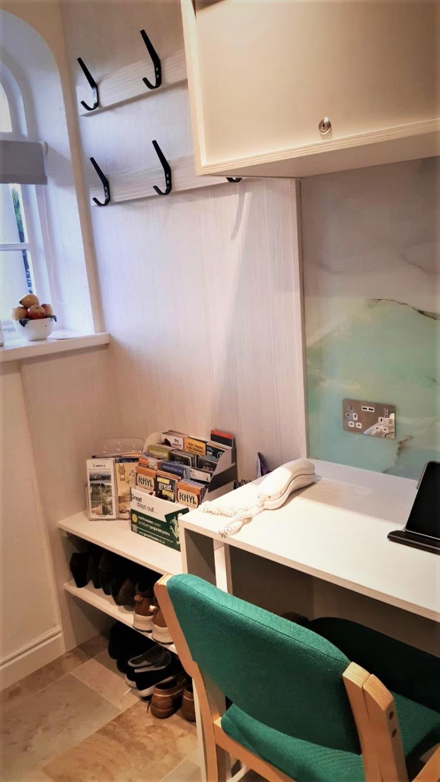 Photo 9