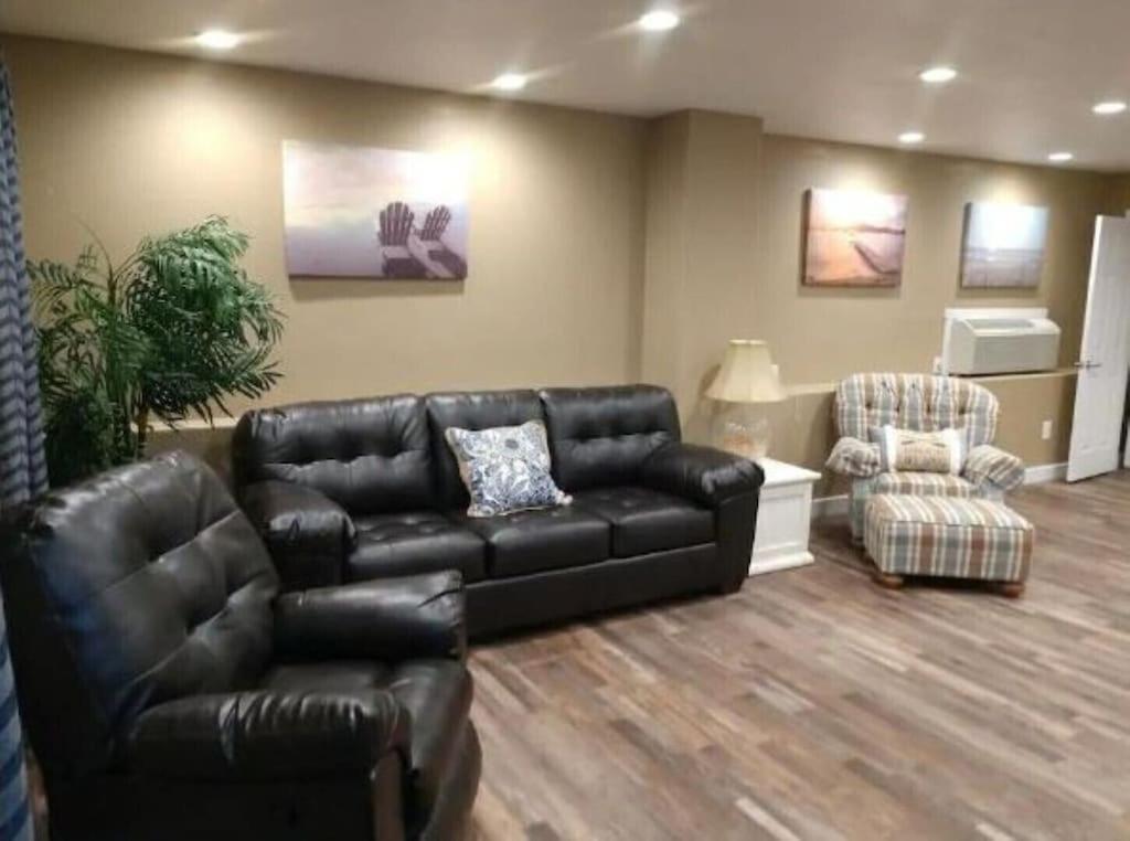 Harbour Village Retreat