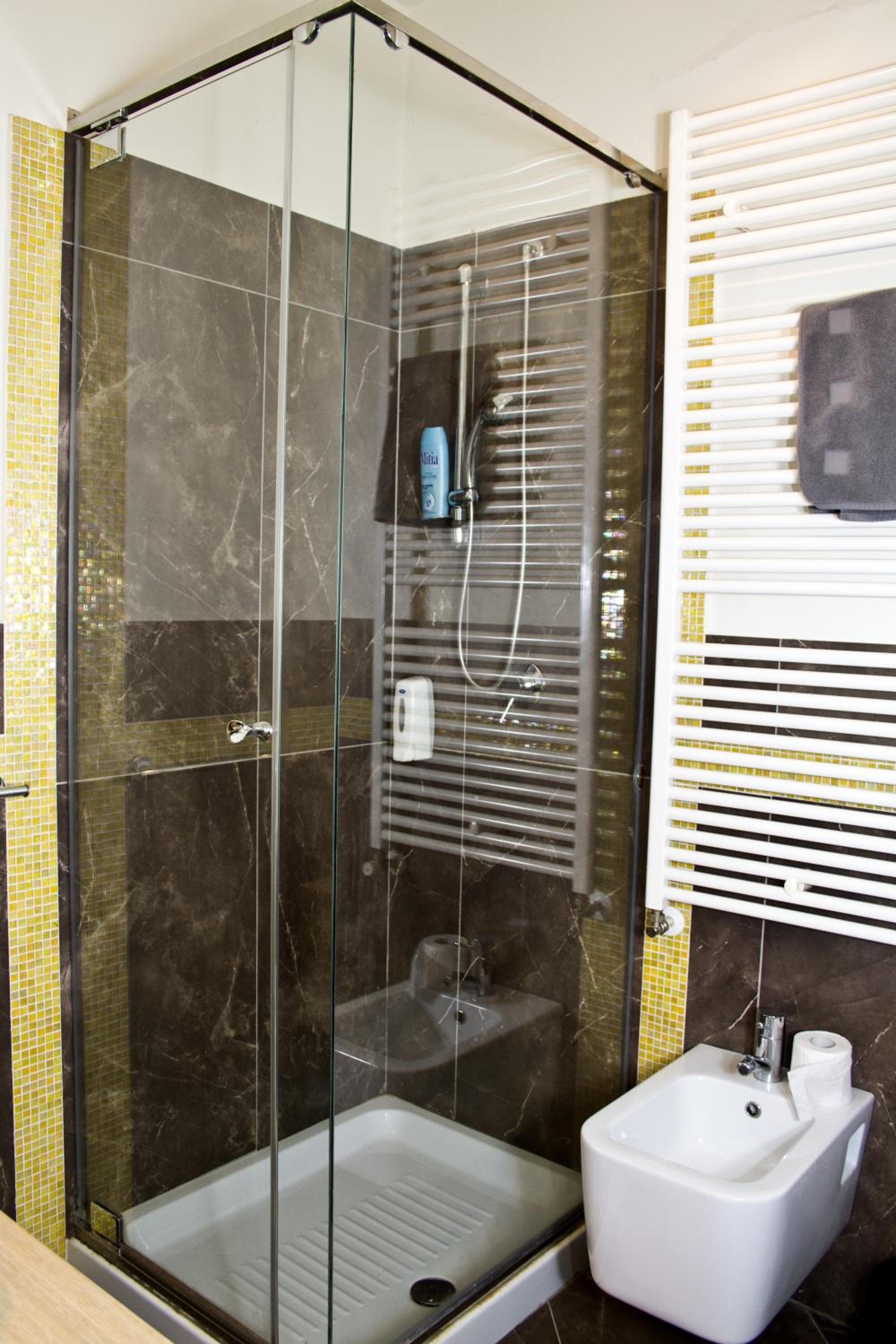 Photo 34