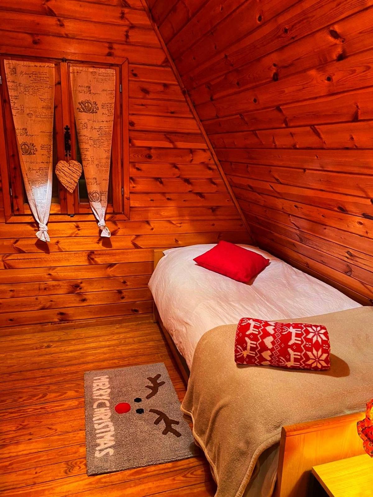 Chalet Alma view 4