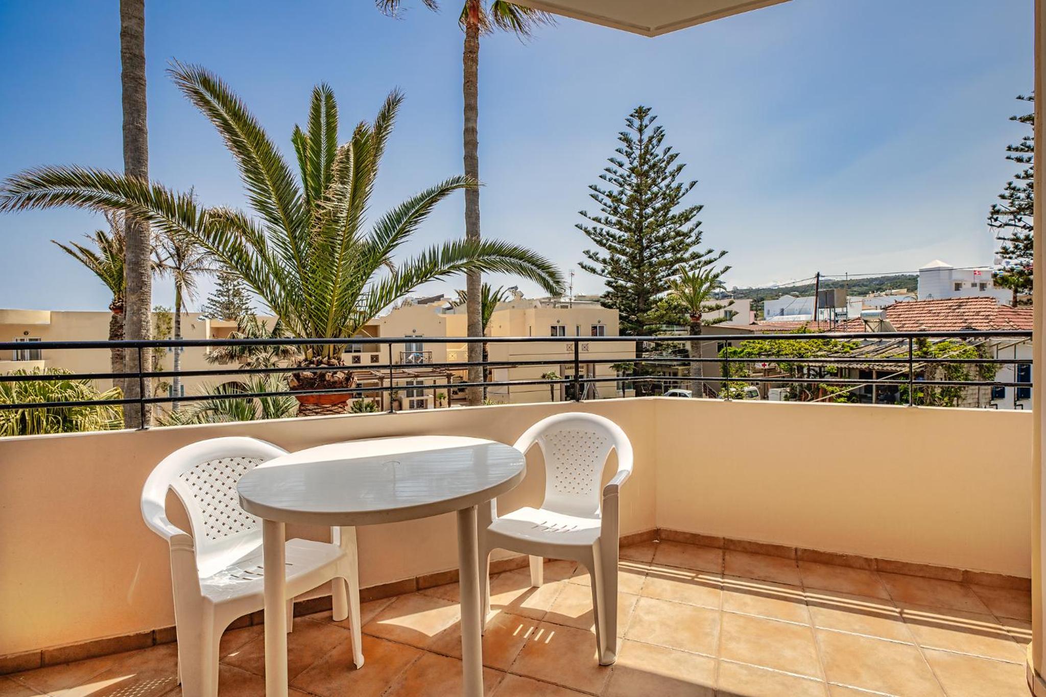 Marias Studios & Apartments in Platanias