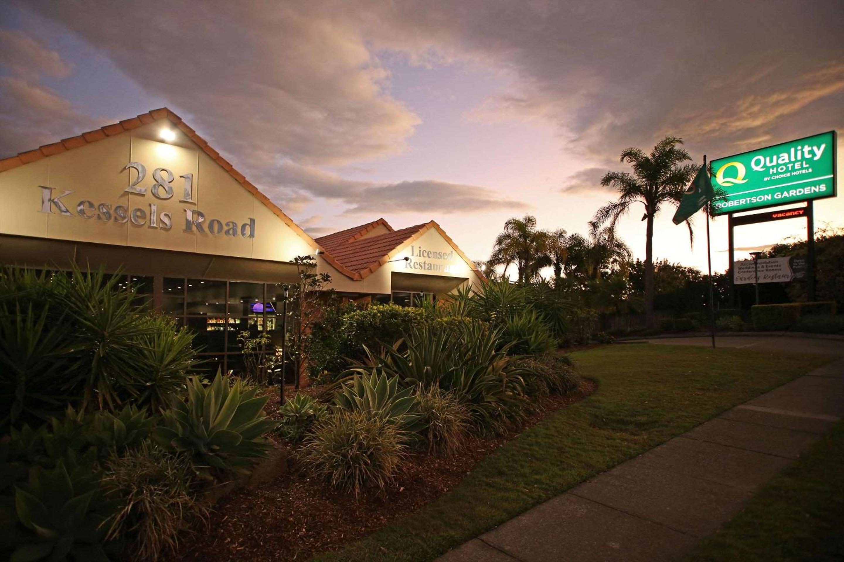Brisbane Vacations - Quality Hotel Robertson Gardens - Property Image 3